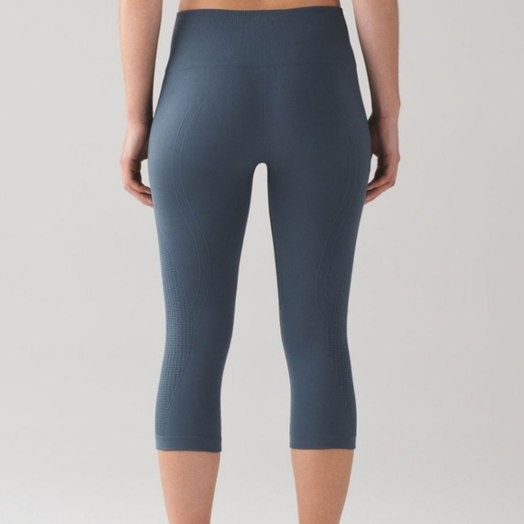 Lululemon Flow and Go Crop Compression Leggings - Picture 3 of 10